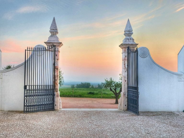 Choose a 7-Day Portugal Itinerary You Will Love