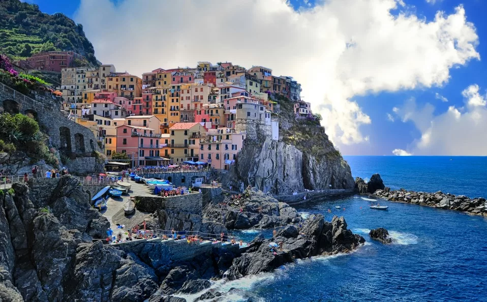 Beautiful buildings over the ocean on the Amalfi Coast, a great option for your trip to Italy